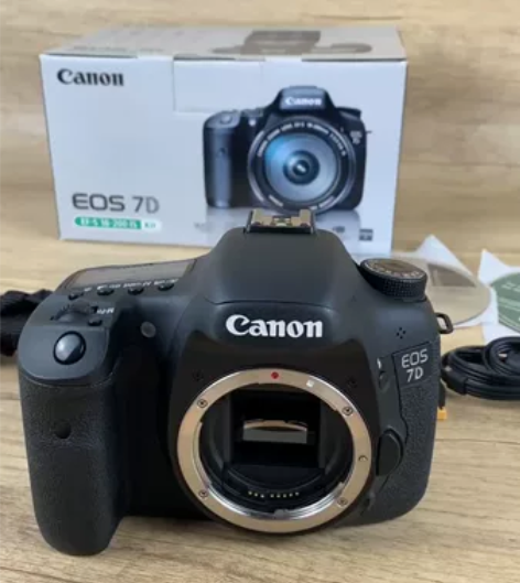 （022656）佳能Canon EOS 7...