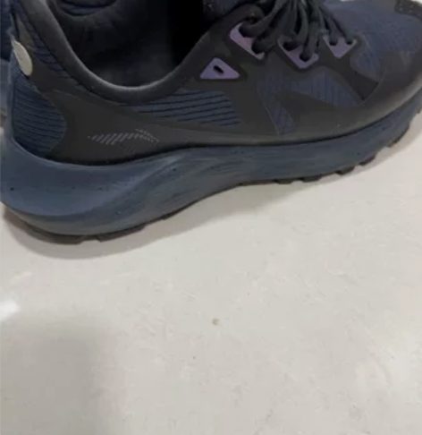 李宁云跑鞋，脚感出众长时间穿着不累脚，带带...