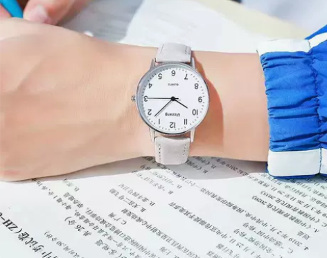 2024年新款男士手表男正品经典高级感钢带...