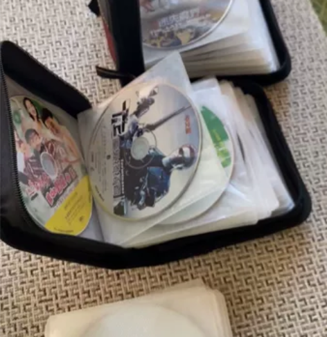 爱书人正版VCD故事碟片（全新无划痕），一...