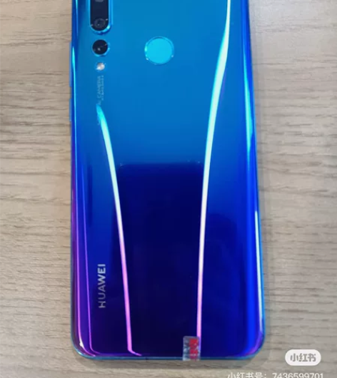 闲置出华为nova4蓝紫色镭射款，自用四年...