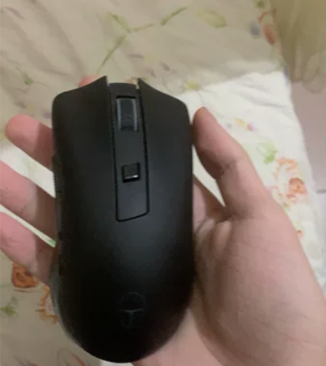 雷神的ml201无线鼠标，自己用了半年换别...