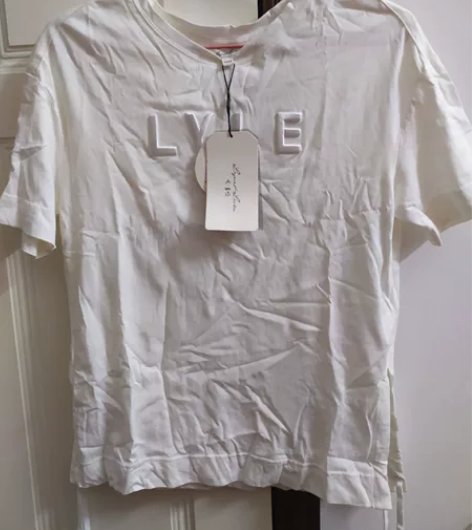 拉夏贝尔旗下高端品牌琳蕾拉字母刺绣下摆开叉...