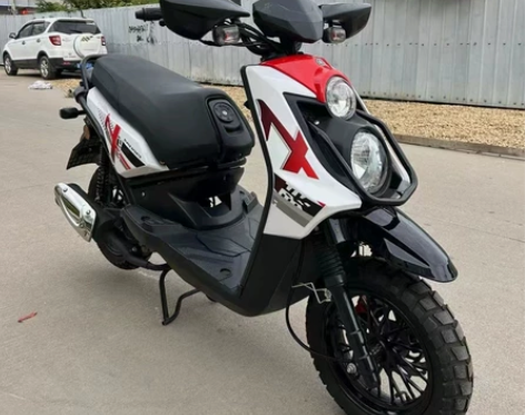 雅马哈八代大路虎150CC二手踏板车男士燃...