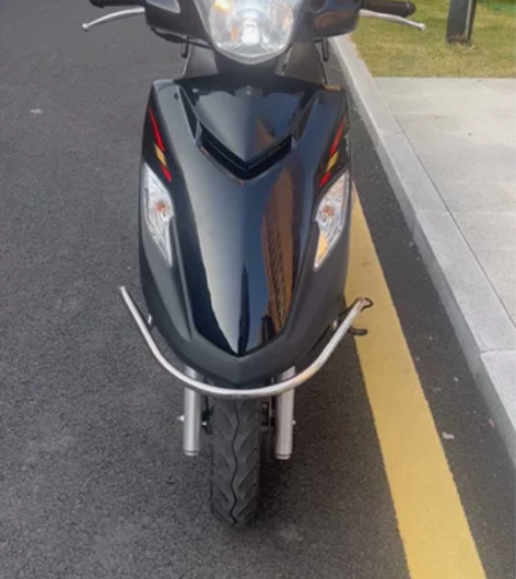 豪爵VF125，2022年上牌，改了LED...