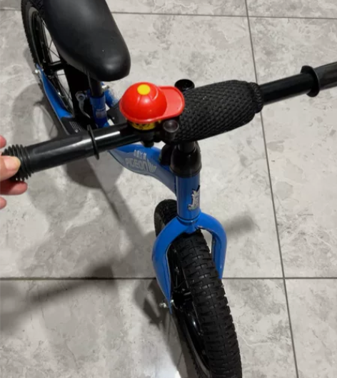 全新原价499儿童平衡车无脚踏飞鸽儿童滑步...