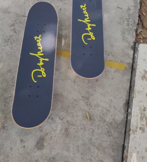 DBH滑板女生初学者成人专业版短四轮双翘代...