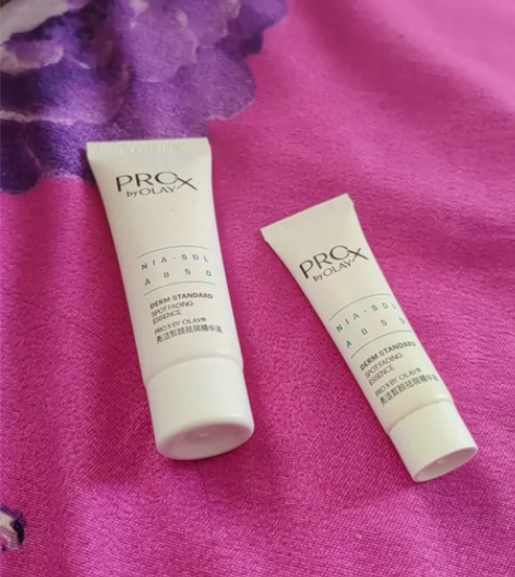 olay淡斑精华液小样 想要试用的可以买回...