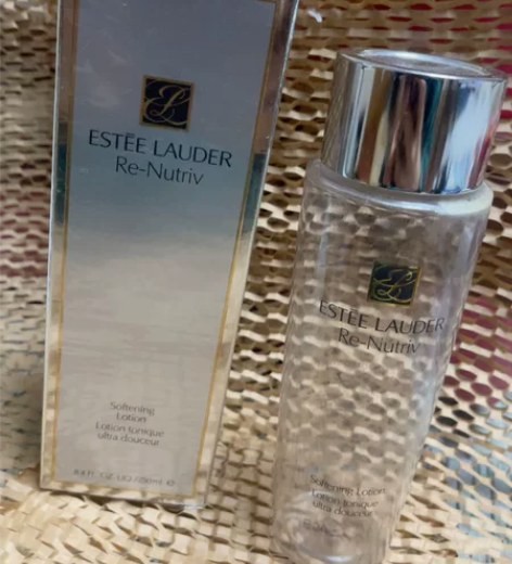 雅诗兰黛白金水250ml 感兴趣的话点“我...