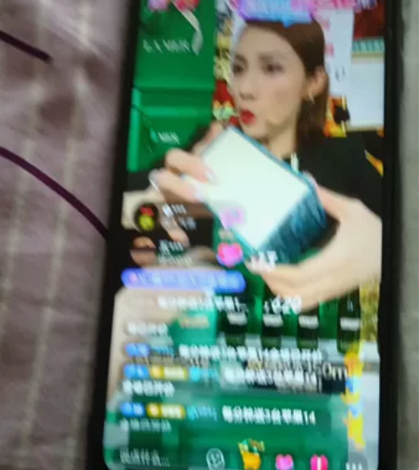 华为麦芒9  蓝色 8+128 9.5左右...