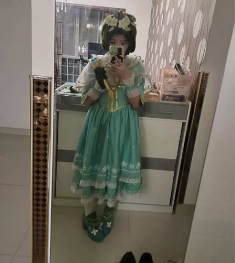 【出/换】 出医生往昔cos服，多肉君家的...