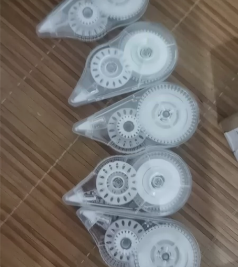 5个全新修正带，共150米，修正带9.9包...