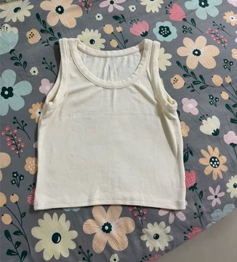 女士背心，杏色，全新，螺纹面料，可以穿到1...