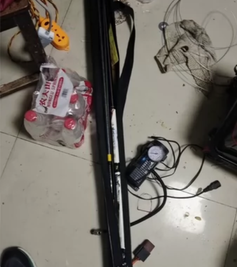 四根杆去年刚买的 3 根 4.5 一根 3...