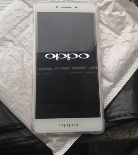 几乎全新OPPO R7sm 3+32g二...