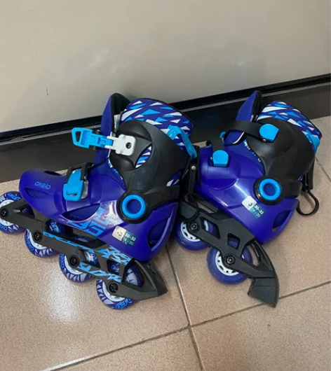 迪卡侬轮滑鞋儿童初学者男童女童小溜冰鞋旱冰...