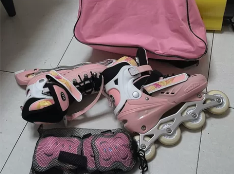 儿童旱冰鞋/溜冰鞋 给孩子买的旱冰鞋（女孩...