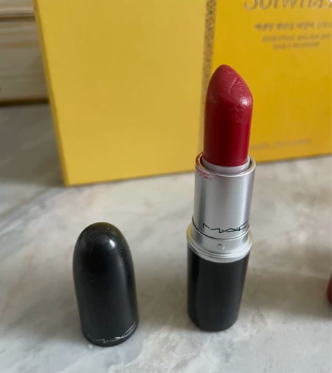 Mac魅可口红唇膏  自用 二手 感兴趣的...