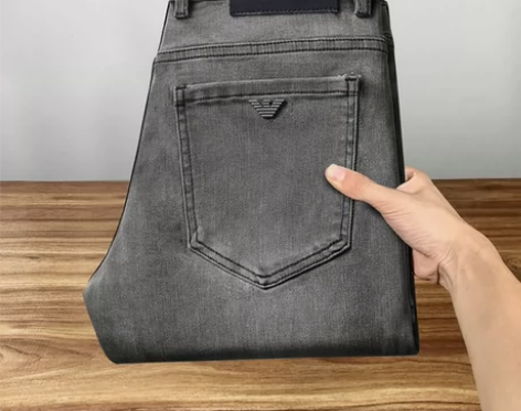 全新阿玛尼秋冬新款牛仔裤 男士修身小直筒版...