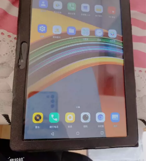 酷比魔方iplay20S 4+64g 插卡...
