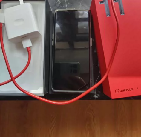 ?一加11 一瞬青 16+256  全网通...