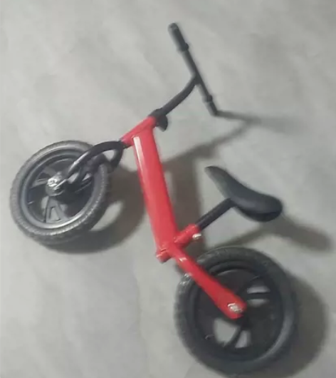 新款儿童平衡车2-6岁宝宝滑步车无脚踏自行...