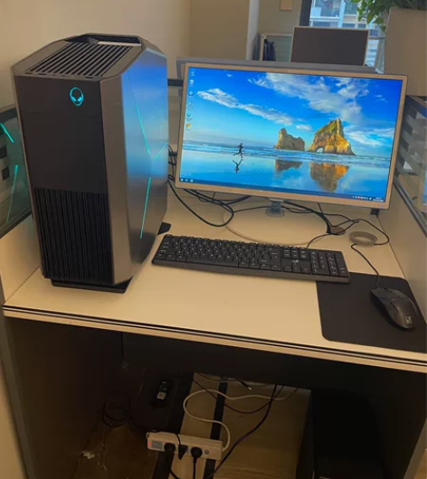 公司直播用的外星人台式电脑，英特尔i5处理...