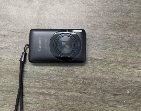 急出！！！个人闲置佳能ixus130 黑色...