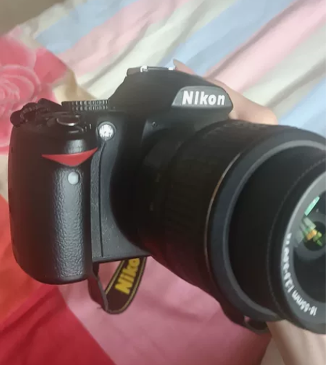 尼康d3000搭配18~55mmDX AF...