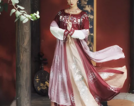 耀春花瑶归原创汉服女正品坦领三件套半臂齐腰...