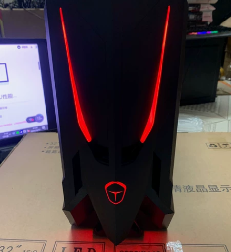 出一台i7 8代雷神911黑武士 原装机，...