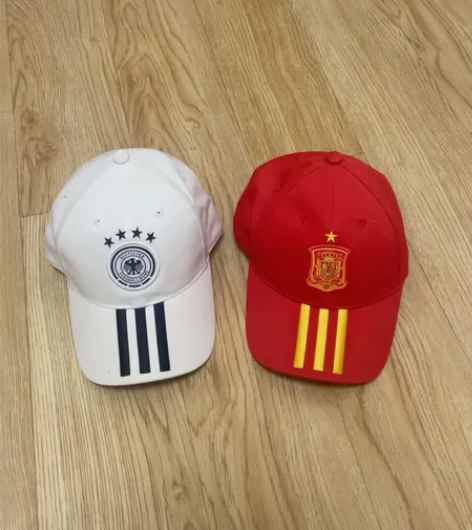 世界杯德国队帽子，世界杯西班牙队帽子，鸭舌...