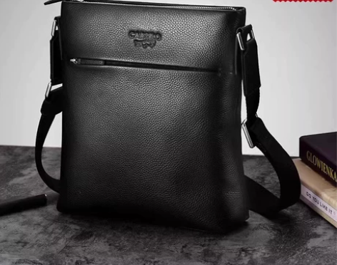 鳄鱼男士单肩包斜挎包休闲简约大容量背包商务...