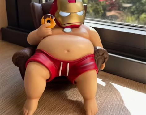 汽车肥仔摆件复仇者联盟钢铁侠手办车载中控台...