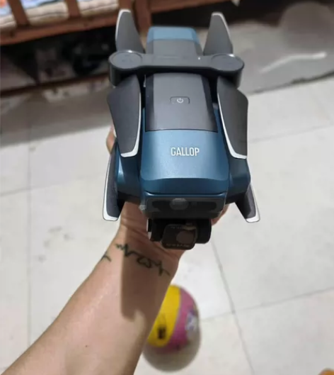 现在工作没时间玩 出售个人无人机  飞过三...