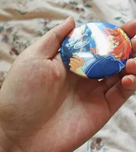 偶像梦幻祭月永雷欧水手柄花前 对光没什么瑕...