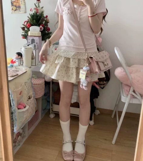 原创碎花短裙法式少女甜美高级感蓬蓬半身裙女...