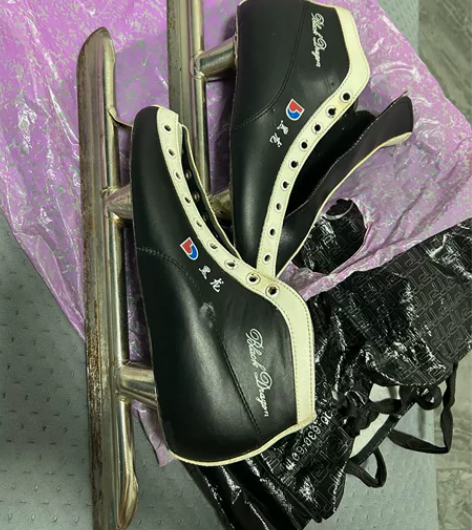 黑龙速滑冰刀39码 感兴趣的话点“我想要”...