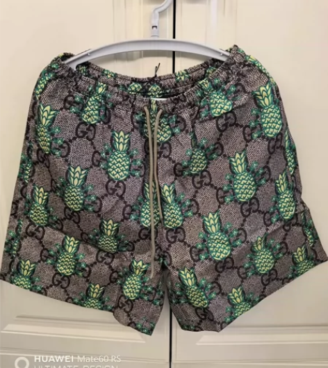 #gucci短裤 闲置全新古家菠萝短裤，腰...
