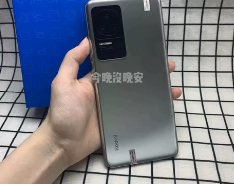 9新红米K50  12+3+256。黑色，...