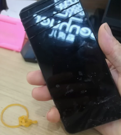 vivox27pro 本来是买了一个后盖,...
