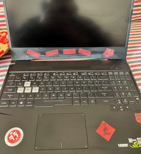 ?华硕飞行堡垒7  无任何暗病，成色看图，...