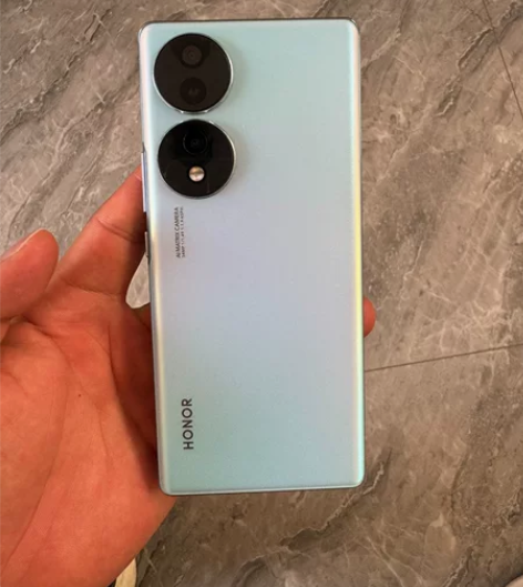 荣耀70 冰岛幻境 12+256 电池10...