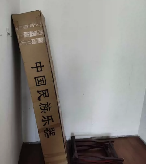 古筝闲置卖 买来都没怎么用，原价600多买...