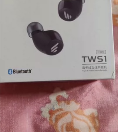 漫步者左耳出售,正品,用了一个月,耳机仓和...