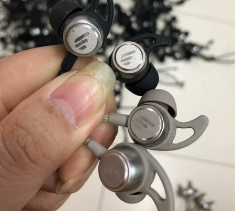 原装二手漫步者W300BT磁吸蓝牙耳机剪线...