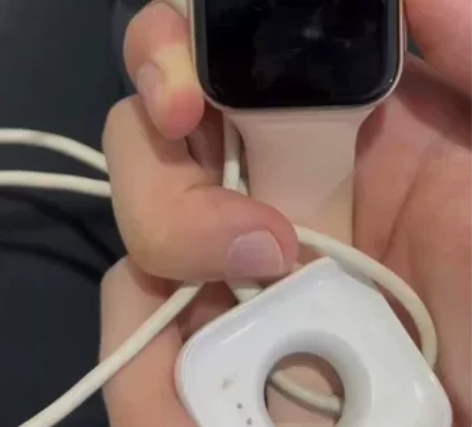 OPPO Watch一代，41mm，屏有划...