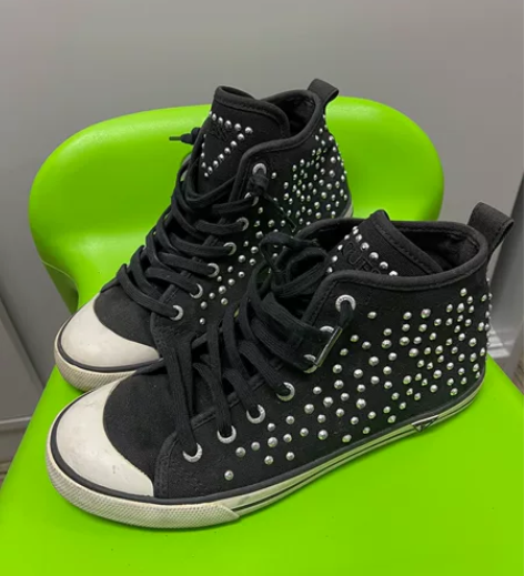 guess铆钉帆布鞋高帮 加厚面料，0度左...