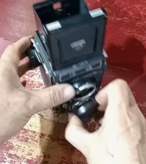 上海照相机厂.早期产的.金属机械(海鸥4B...