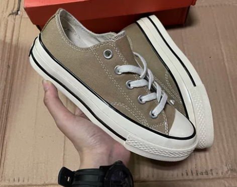 #匡威#匡威全新匡威帆布鞋，清库存只剩下3...